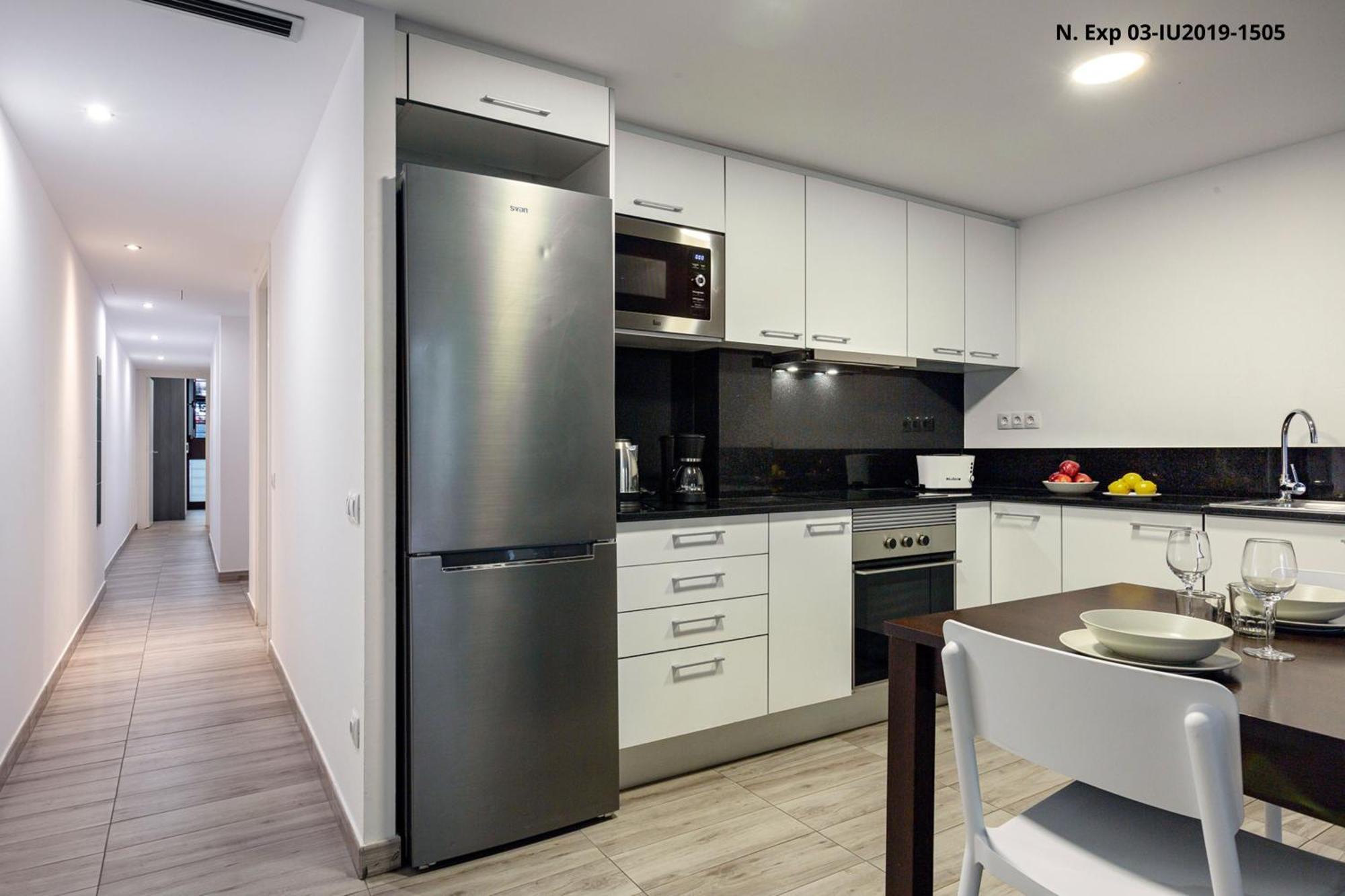 Ab Margarit Apartments Барселона Экстерьер фото
