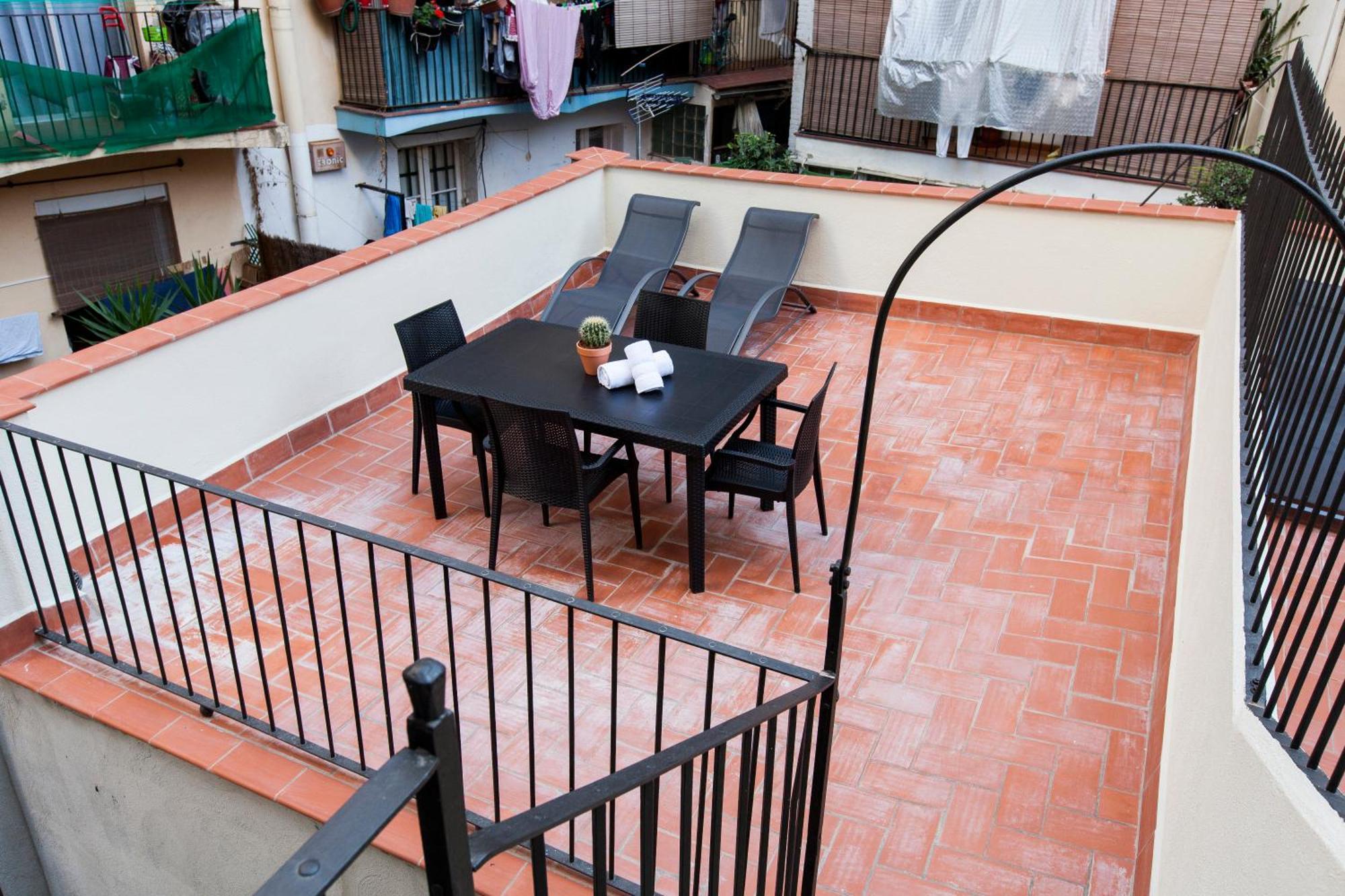 Ab Margarit Apartments Барселона Экстерьер фото